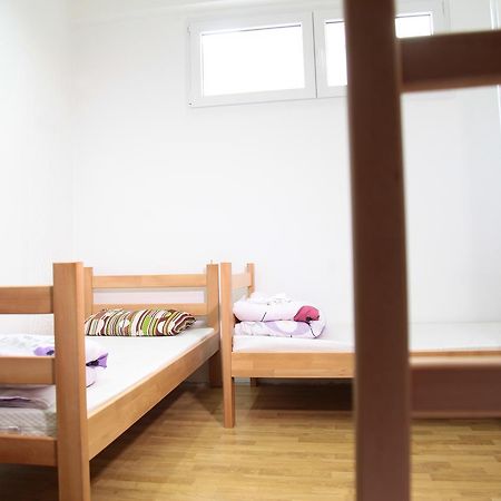 Hostel Jellostone 베오그라드 외부 사진