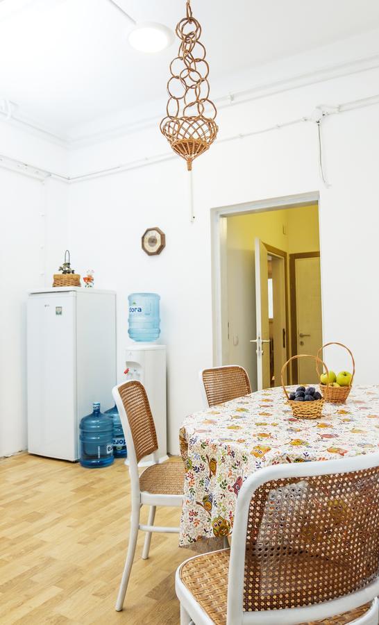 Hostel Jellostone 베오그라드 외부 사진