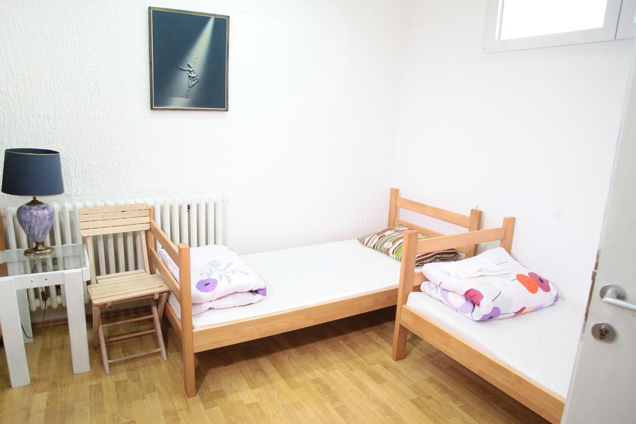 Hostel Jellostone 베오그라드 외부 사진
