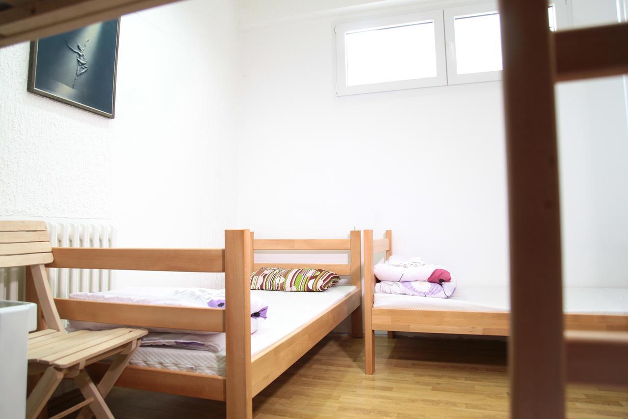 Hostel Jellostone 베오그라드 외부 사진