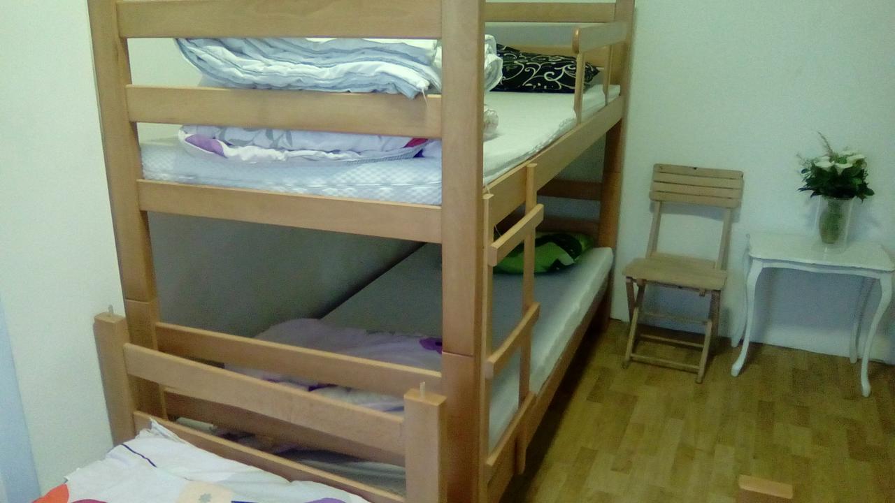 Hostel Jellostone 베오그라드 외부 사진